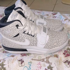 ( Nike Air Jordan Legacy 312 flip )
